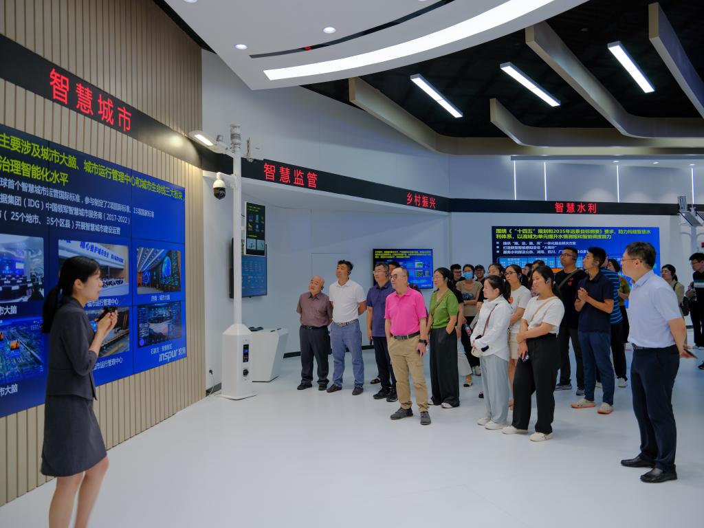 数字驱动治理 云计算装备服务在暑期调研中的实践与启示